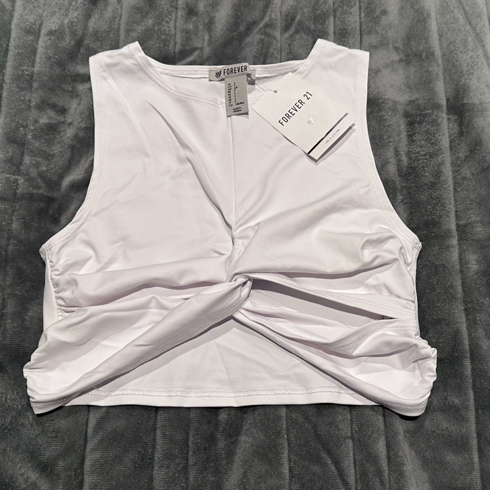 Forever 21 twist crop top NWT